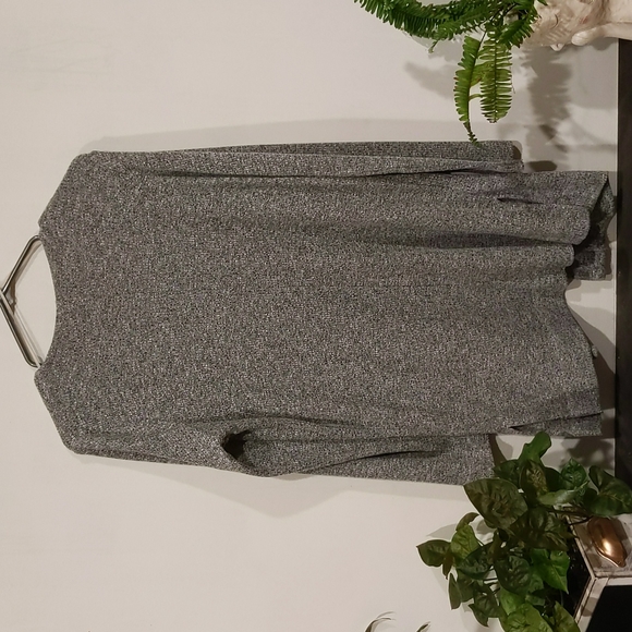 Roots cardigan with side slits, size small. - Picture 4 of 5